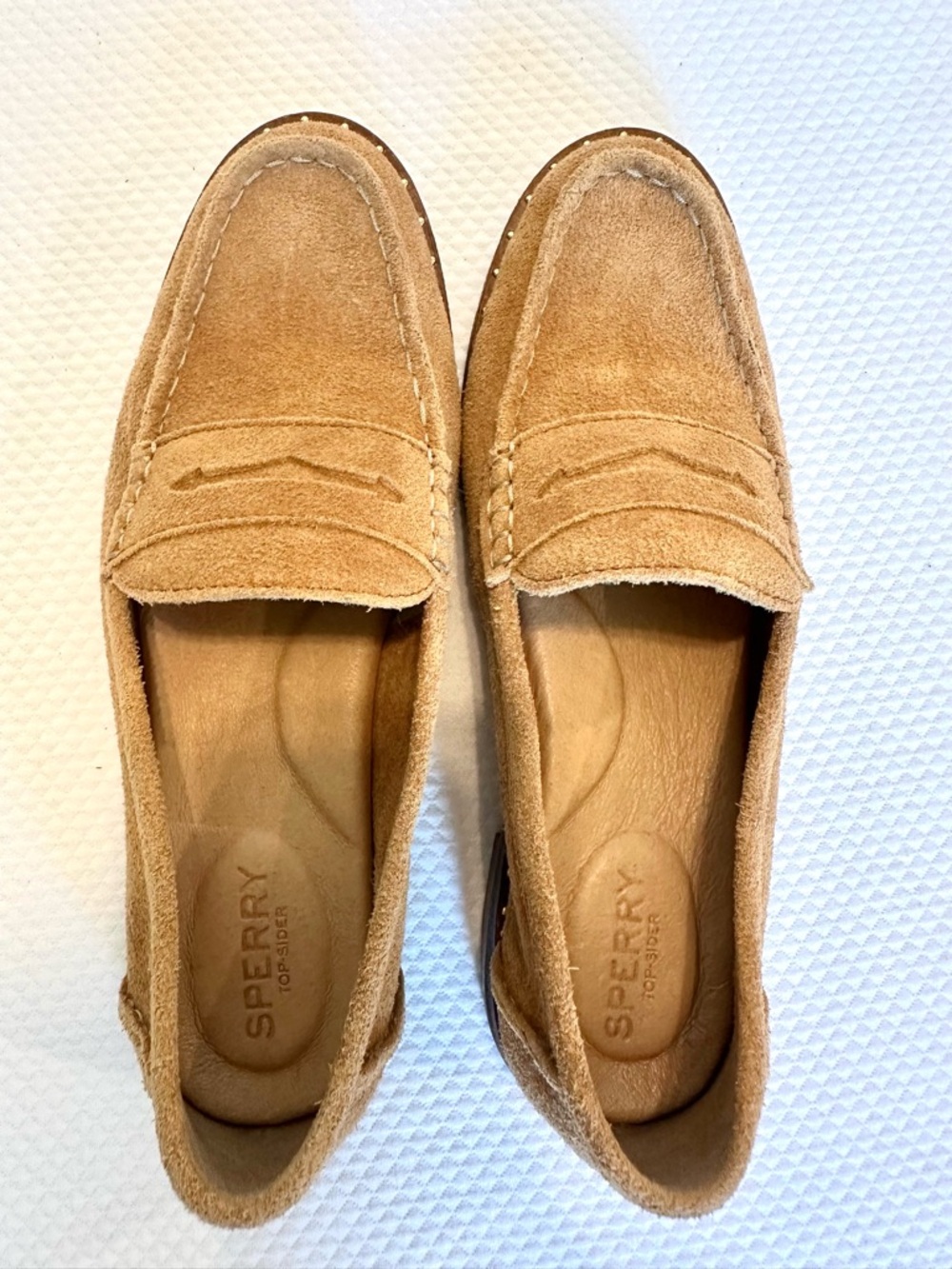 Sperry Seaport Stud Trimmed Women's Tan Suede Penny Loafers Classic Timeless - Picture 9 of 10